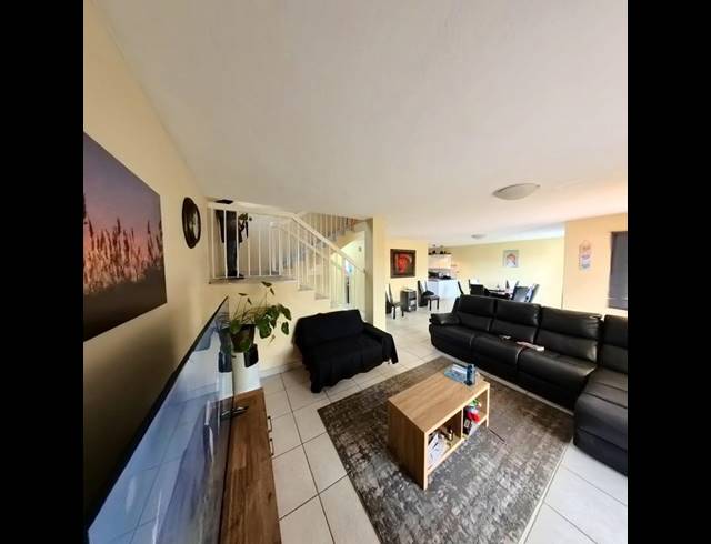 3 BEDROOM TOWNHOUSE FOR SALE IN ZWARTKOP